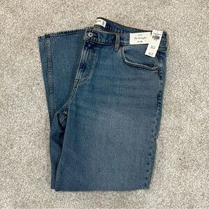 Abercrombie mid rise straight leg jeans